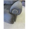 Image 2 : Microsuede Power Recliner 