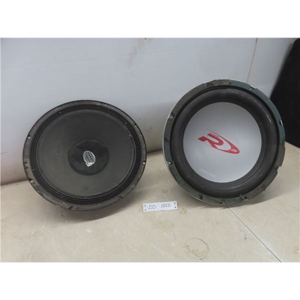 2 Loose Speakers Including 1 Alpine