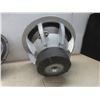 Image 2 : 2 Loose Speakers Including 1 Alpine