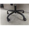 Image 2 : Adjustable/Swivel Office Chair 