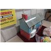 Image 3 : Vintage Metal Dollhouse with Plenty of Accessories 