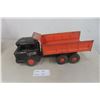 Image 1 : Lumen Pressed Metal Hydraulic Dump Truck 20'' x 8'' x 8'' 