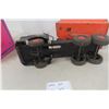 Image 8 : Lumen Pressed Metal Hydraulic Dump Truck 20'' x 8'' x 8'' 