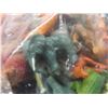 Image 4 : 10 Packages of Plastic Wild Animal Figures (72 per Package)