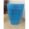 Image 2 : 12 Large Blue Sterilite 35-gallon Totes