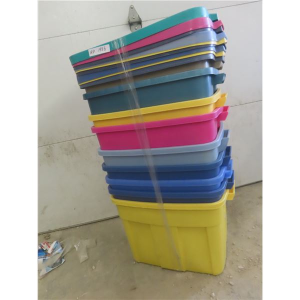 9 Rubbermaid Plastic Totes in Assorted Sizes