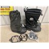 Image 1 : 2 Pairs Sorel Boots Sz 10 +