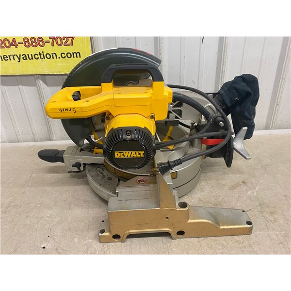 Dewalt 10" Miter Saw