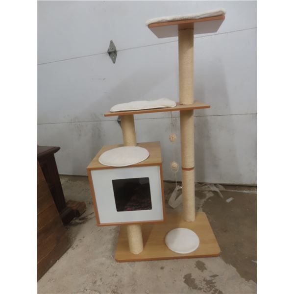 Cat Tree 48 X 27