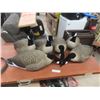 Image 1 : 6 Large Goose Decoys W/ Stands & Carrying Bag