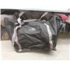 Image 8 : 6 Large Goose Decoys W/ Stands & Carrying Bag