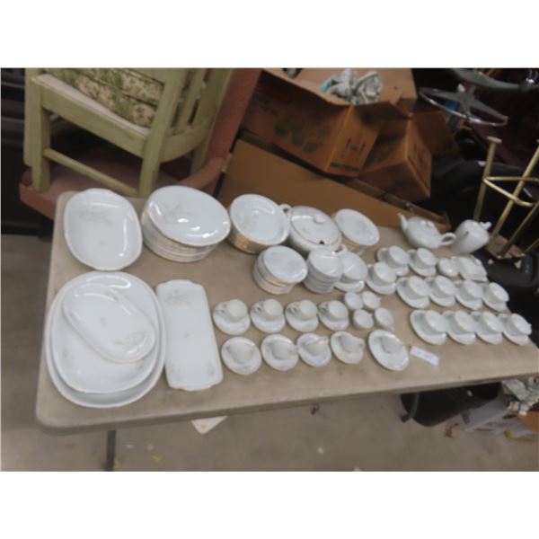 110+ Pieces China, 2 Patterns but Very Similar, Thomas & Krpm Roslyn, Kristley, Bavaria Germany