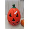 Image 2 : 2 Pumpkin Blow Molds 