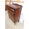Image 2 : Walnut 4-Drawer Dresser 46'' x 32'' x 17'' 