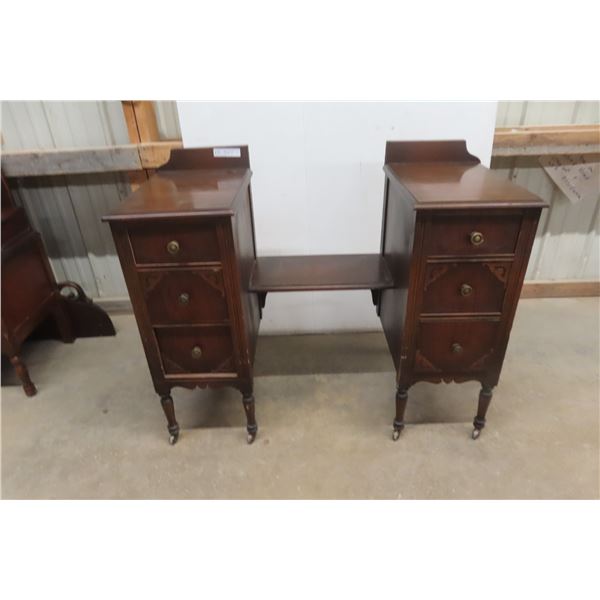 Vanity Dresser (No Mirror) 35'' x 19'' x 44'' 