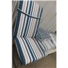 Image 2 : 4 Patio Chair Cushions Matching 2 Sided 