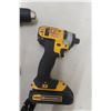 Image 2 : 4 Dewalt 20V Tools : DCD740 3/8'' Angle Drill, DCS356 Oscillating Multi Tool,