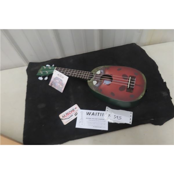 Kala KA-NV-Lbug Ukulele with Box 
