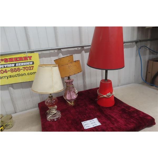 3 Retro Table Top Lamps 
