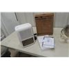 Image 1 : New Breezom Dehumidifier 60oz 