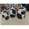 Image 2 : 3-piece Ceramic Cow Canister Set With Salt and Pepper Shakers