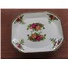 Image 7 : 24-pcs Royal Albert China American Beauty, Old Country Roses, Coronet, and Rosemary Patterns +