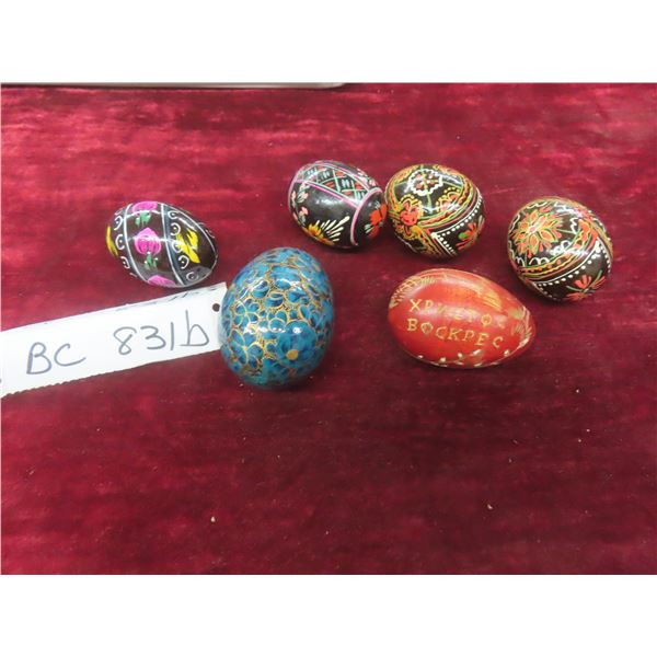 6 Wooden Painted Eggs