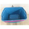 Image 2 : 4 Storage Totes With 4 Lids