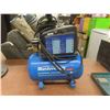 Image 1 : Mastercraft 2-gallon Air Compressor With Air Hose (working)