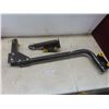 Image 1 : Hitch-mount Bicycle Carrier