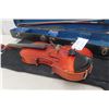 Image 2 : Violin with Bow and Case