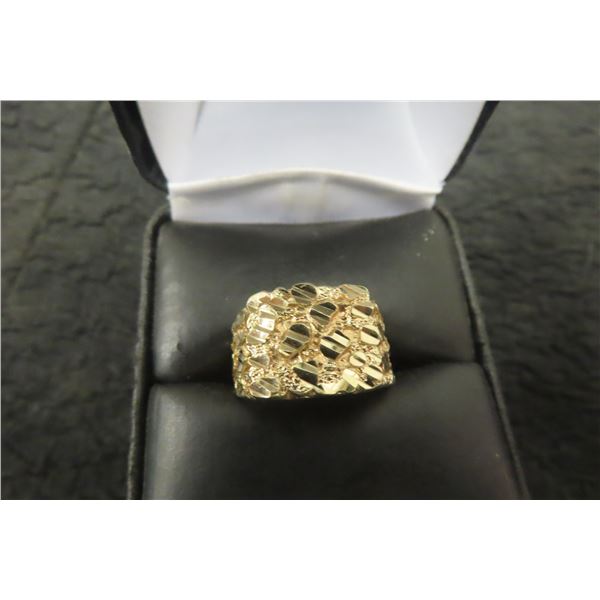 10k Gold Nugget Style Size 6 Ring 4.1 Grams 