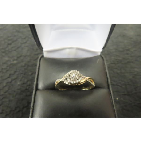 10k Gold & Diamond Ring Size 9, 2.4grams 