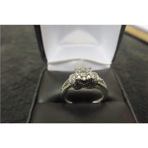 10k White Gold & Diamond Ring Size 6 1/2 , 3grams 