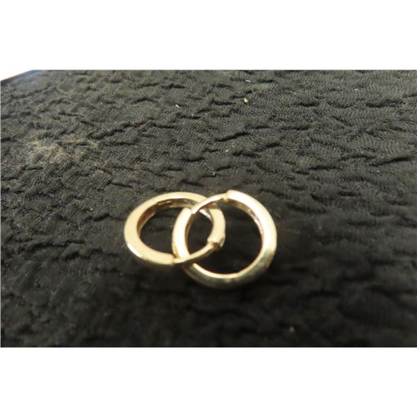 10k Gold and Diamond Earrings 1.7grams 