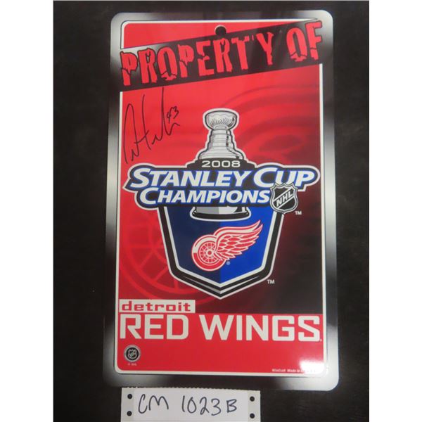 Signed Darren Helm Detroit Red Wings Sign
