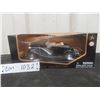 Image 1 : 1934 Ford Coupe Convertible 1:24 Die-Cast Car