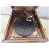 Image 2 : Antique Victor Talking Machine Company Gramophone in Working Condition.