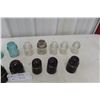 Image 1 : Twenty Insulators