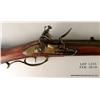 Image 2 : Allentown style flintlock Kentucky rifle with European 18th century brass lock. The rifle measures 5