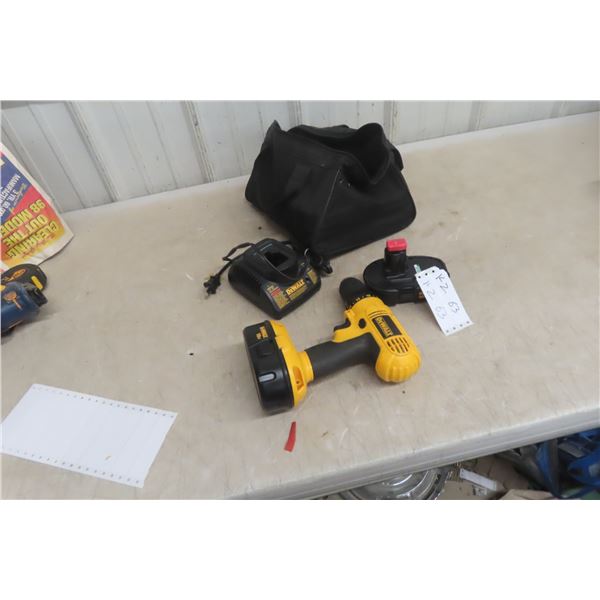 Dewalt 18-volt Drill with 2 Battery, Charger and Bag — Working