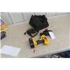 Image 1 : Dewalt 18-volt Drill with 2 Battery, Charger and Bag — Working