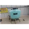 Image 1 : Backpack Yard Sprayer