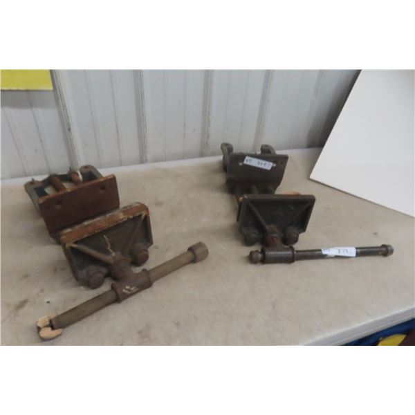 2 x Richards-Wilcox Wood Vise