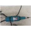 Image 4 : 4 Power Tools: Milwaukee Hammer Drill and 1/2" Drills (x2); Makita Disc Grinder