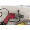 Image 5 : 5 Power Tools: Bosch Hammer Drill; 4x 1/2" Drills (Milwaukee, DeWalt & Bosch)