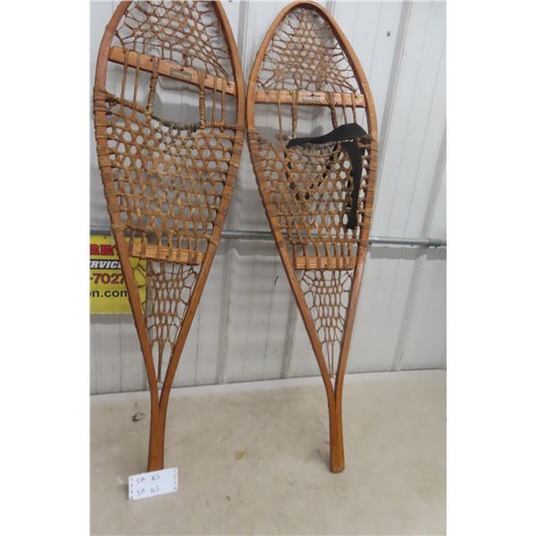 Chestnut Canoe Co. Set Snowshoe 48" x 14"