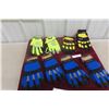 Image 1 : 8 Pair XL Gloves
