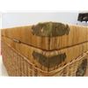 Image 8 : Wicker Trunk, 16 1/2" x 32" x 16".