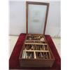 Image 20 : Antique  Counter Display Case With Violin And Fiddle Parts, 13 1/2" x 21" x 6 1/2"